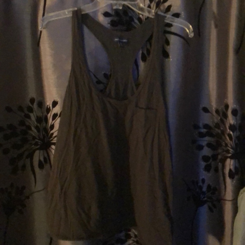 Gray tank